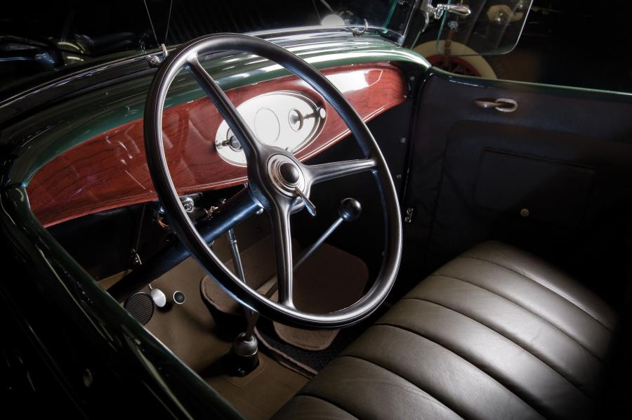  Ford Model 18 Phaeton 1932 года  (фото 12 из 14)